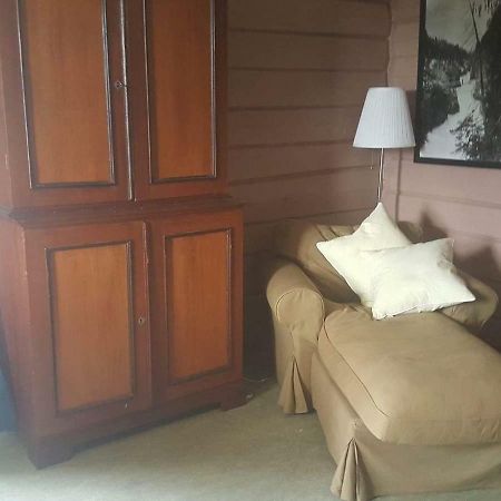 vrangfoss slusevaktarbolig Hotell Funnemark Exteriör bild