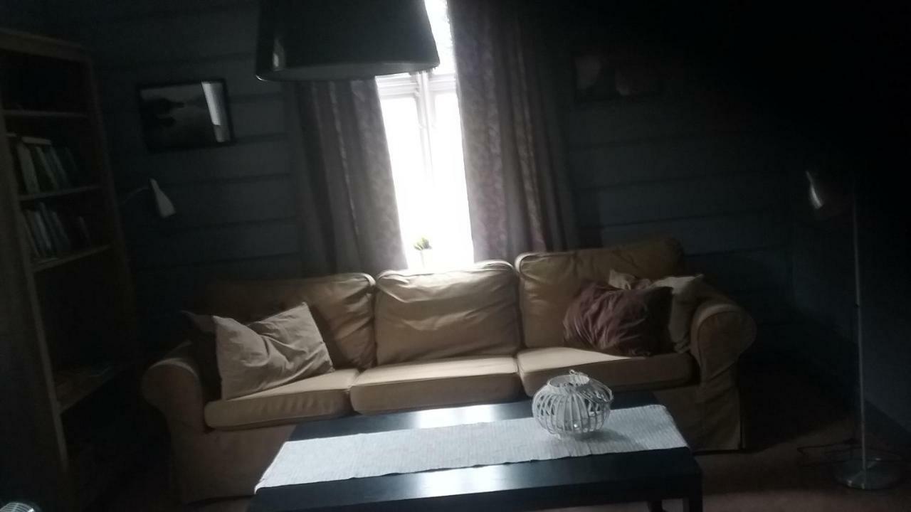 vrangfoss slusevaktarbolig Hotell Funnemark Exteriör bild