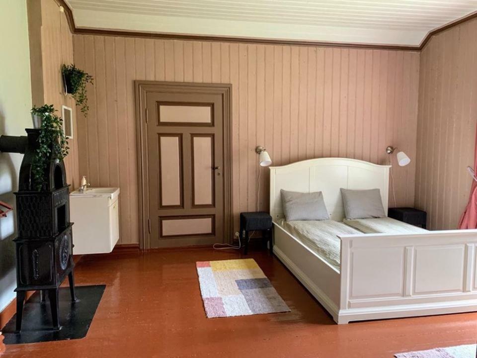 vrangfoss slusevaktarbolig Hotell Funnemark Exteriör bild